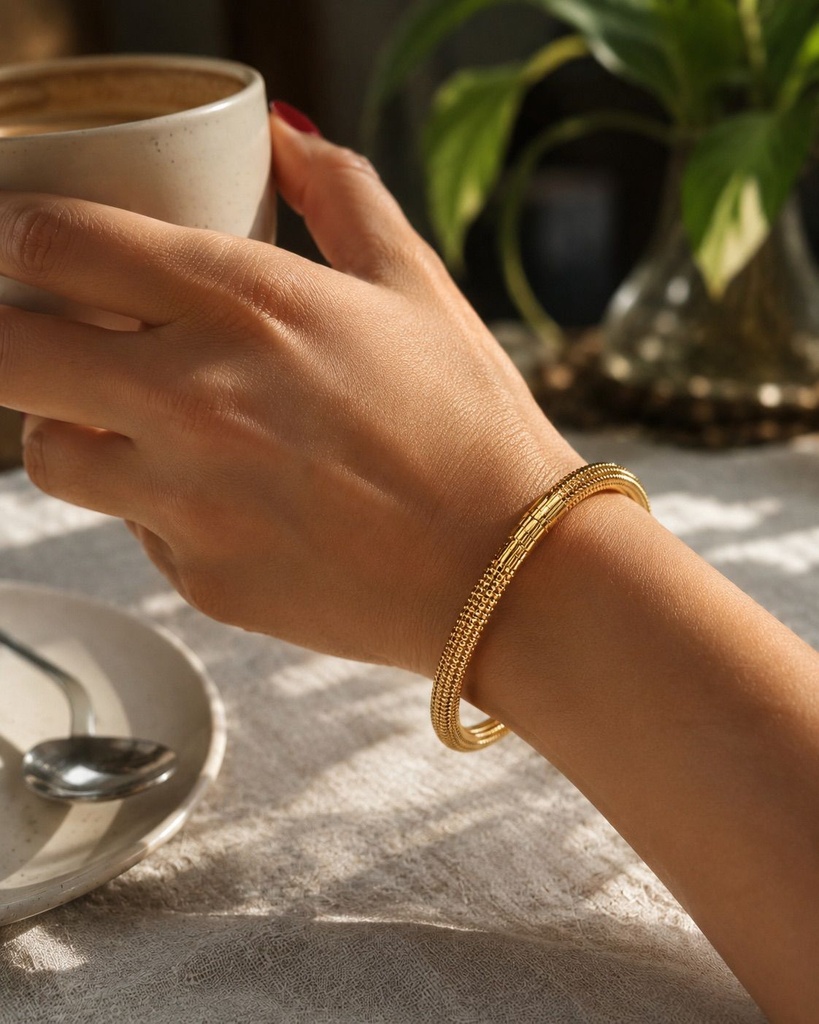 Standard bracelet
